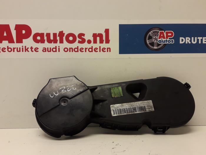 Gebruikte Distributiedeksel Audi Q7 (4LB) 3.0 TDI V6 24V Prijs € 19,99 Margeregeling aangeboden door AP Auto's