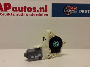 Gebruikte Raammotor Portier Audi Q5 (8RB) 2.0 TDI 16V Quattro Prijs € 14,99 Margeregeling aangeboden door AP Autos