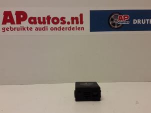 Gebruikte Module keyless vehicle Audi A4 (B5) 1.8 20V Prijs € 50,00 Margeregeling aangeboden door AP Autos