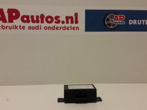 Gebruikte Alarm module Audi A6 Avant (C5) 2.5 TDI V6 24V Prijs € 24,99 Margeregeling aangeboden door AP Autos
