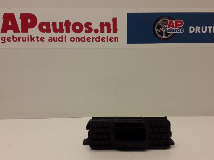 Gebruikte Boordcomputer Audi A6 Avant Quattro (C6) 3.0 TDI V6 24V Prijs € 19,99 Margeregeling aangeboden door AP Auto's
