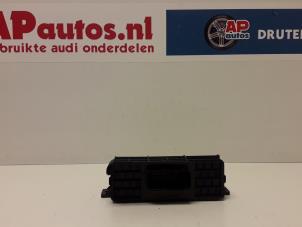 Gebruikte Boordcomputer Audi A6 (C6) 2.0 TDI 16V Prijs € 19,99 Margeregeling aangeboden door AP Auto's