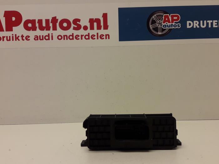 Gebruikte Computer boord Audi A6 Avant Quattro (C6) 3.2 V6 24V FSI Prijs € 19,99 Margeregeling aangeboden door AP Auto's