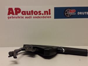 Gebruikte Handremhendel Audi A1 Sportback (8XA/8XF) 1.2 TFSI Prijs € 30,00 Margeregeling aangeboden door AP Autos