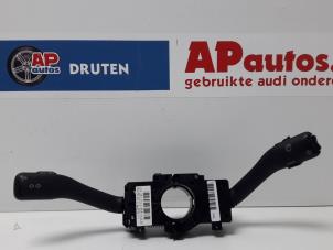 Gebruikte Schakelaar Stuurkolom (licht) Audi TT (8N3) 1.8 T 20V Quattro Prijs € 19,99 Margeregeling aangeboden door AP Autos