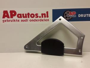 Gebruikte Handgreep Audi TT (8N3) 1.8 T 20V Quattro Prijs € 9,99 Margeregeling aangeboden door AP Autos