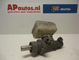 Gebruikte Hoofdremcilinder Audi A3 (8L1) 1.6 Prijs € 35,00 Margeregeling aangeboden door AP Auto's