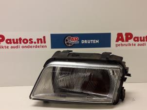 Gebruikte Linker Koplamp Audi A4 (B5) 1.6 Prijs € 50,00 Margeregeling aangeboden door AP Autos
