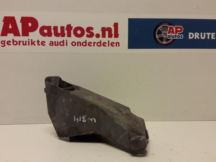 Gebruikte Motorrubber Audi A4 Avant (B7) 2.0 20V Prijs € 19,99 Margeregeling aangeboden door AP Auto's