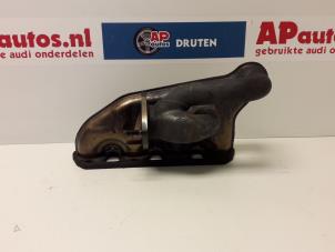 Gebruikte Spruitstuk Uitlaat Audi A4 Avant (B6) 2.0 20V Prijs € 24,99 Margeregeling aangeboden door AP Autos