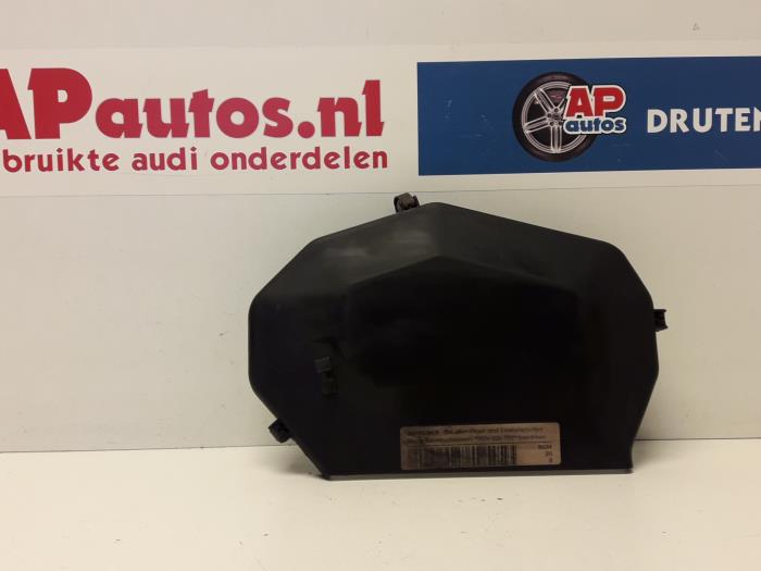Gebruikte Distributiedeksel Audi A4 Prijs € 19,99 Margeregeling aangeboden door AP Auto's