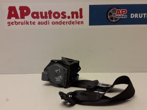 Gebruikte Veiligheidsgordel links-achter Audi A1 Sportback (8XA/8XF) 1.2 TFSI Prijs € 30,00 Margeregeling aangeboden door AP Autos
