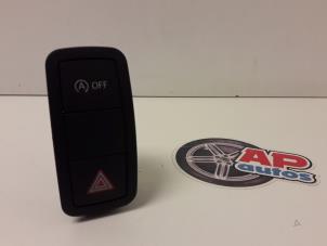 Gebruikte Schakelaar Paniekverlichting Audi A1 Sportback (8XA/8XF) 1.2 TFSI Prijs € 14,99 Margeregeling aangeboden door AP Autos