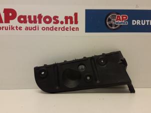 Gebruikte Bumpersteun rechts-achter Audi A4 (B6) 1.9 TDI PDE 130 Prijs € 19,99 Margeregeling aangeboden door AP Autos