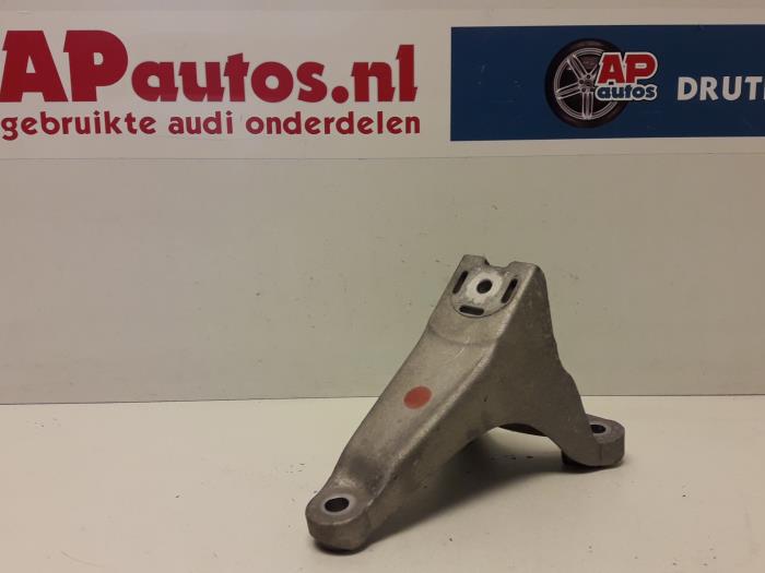 Gebruikte Motorrubber Audi RS 4 Avant (B7) RS4 4.2 V8 40V Prijs € 19,99 Margeregeling aangeboden door AP Auto's