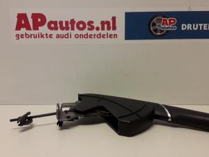 Gebruikte Handremhendel Audi A1 (8X1/8XK) 1.4 TFSI 16V 122 Prijs € 30,00 Margeregeling aangeboden door AP Autos