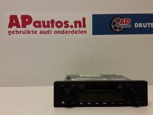 Gebruikte Radio/Cassette Audi TT (8N3) 1.8 20V Turbo Quattro Prijs € 39,99 Margeregeling aangeboden door AP Autos
