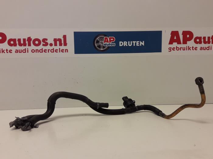 Gebruikte Brandstofleiding Audi Q7 (4LB) 3.0 TDI V6 24V Prijs € 19,99 Margeregeling aangeboden door AP Auto's