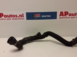Gebruikte Koelwaterslang Audi A4 (B8) 1.8 TFSI 16V Prijs € 17,50 Margeregeling aangeboden door AP Autos