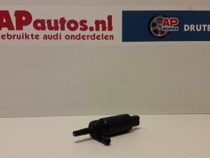 Gebruikte Pomp koplampsproeier Audi TT (8N3) 1.8 20V Turbo Quattro Prijs € 19,99 Margeregeling aangeboden door AP Autos