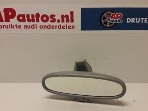 Gebruikte Spiegel binnen Audi A1 (8X1/8XK) 1.6 TDI 16V Prijs € 75,00 Margeregeling aangeboden door AP Autos
