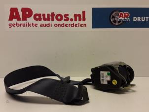 Gebruikte Veiligheidsgordel rechts-achter Audi A8 Prijs € 19,99 Margeregeling aangeboden door AP Autos