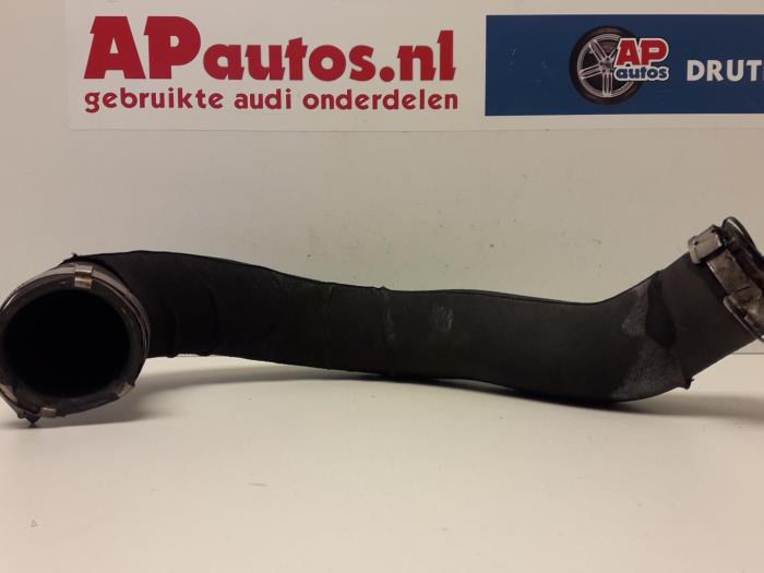 Gebruikte Intercooler Slang Audi A4 (B8) 2.0 TDI 16V Prijs € 24,99 Margeregeling aangeboden door AP Auto's