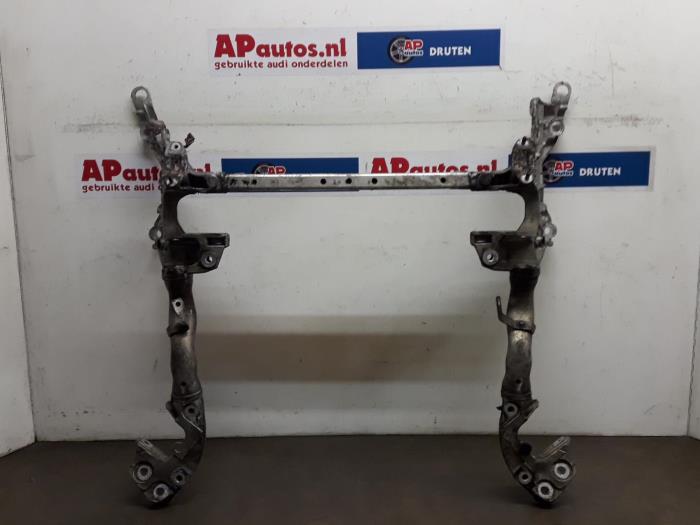 Gebruikte Subframe Audi A4 (B8) 2.0 TDI 16V Prijs € 89,99 Margeregeling aangeboden door AP Auto's