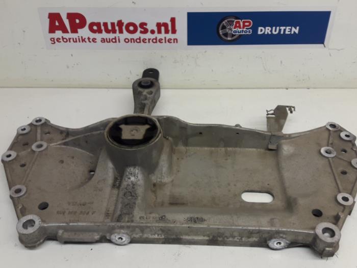 Gebruikte Subframe Audi A3 Sportback Quattro (8PA) 2.0 TDI 16V 170 Prijs € 29,99 Margeregeling aangeboden door AP Auto's
