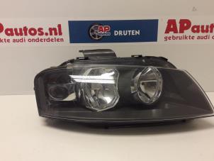 Gebruikte Koplamp rechts Audi A3 (8P1) 1.6 Prijs € 50,00 Margeregeling aangeboden door AP Autos