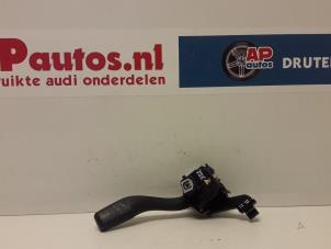 Gebruikte Combischakelaar Stuurkolom Audi A3 Sportback (8PA) 1.6 Prijs € 19,99 Margeregeling aangeboden door AP Autos