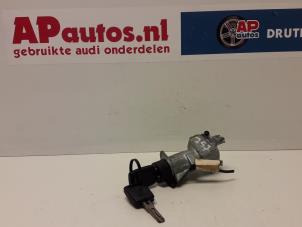 Gebruikte Kontaktslot + Sleutel Audi A4 (B5) 1.8 20V Prijs € 35,00 Margeregeling aangeboden door AP Autos