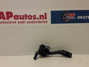 Gebruikte Ruitenwis Schakelaar Audi A3 (8P1) 1.6 Prijs € 14,99 Margeregeling aangeboden door AP Autos