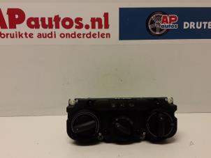 Gebruikte Climatronic Paneel Audi A3 Sportback (8PA) 1.6 Prijs € 75,00 Margeregeling aangeboden door AP Autos