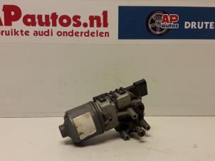 Gebruikte Ruitenwissermotor voor Audi A3 Quattro (8L1) 1.8 T 20V Prijs € 24,99 Margeregeling aangeboden door AP Autos