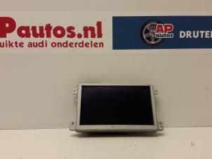 Gebruikte Navigatie Display Audi A6 Avant Quattro (C6) 3.0 TDI V6 24V Prijs € 100,00 Margeregeling aangeboden door AP Autos