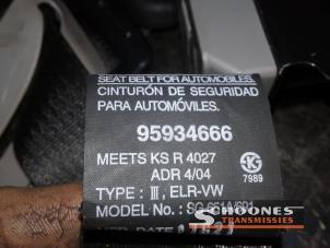 Gebruikte Veiligheidsgordel links-achter Chevrolet Captiva Prijs € 52,50 Margeregeling aangeboden door Schoones Transmissies B.V.
