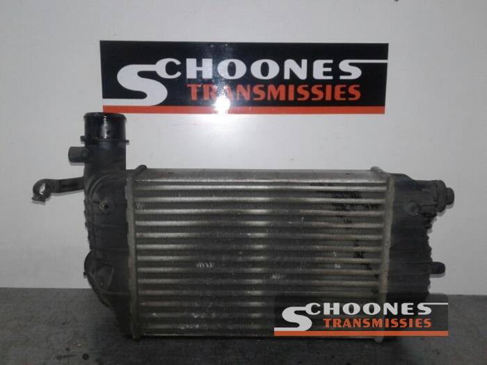 Gebruikte Intercooler Fiat Ducato (243/244/245/247) 2.3 JTD 16V 15 Prijs € 50,82 Inclusief btw aangeboden door Schoones Transmissies B.V.