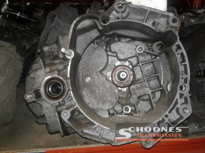 Gebruikte Versnellingsbak Fiat Grande Punto (199) 1.3 JTD Multijet 16V VGT Prijs € 420,00 Margeregeling aangeboden door Schoones Transmissies B.V.