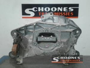 Gebruikte Versnellingsbak Steun Audi Q5 (8RB) Prijs € 52,50 Margeregeling aangeboden door Schoones Transmissies B.V.
