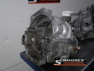 Gebruikte Versnellingsbak Volkswagen Polo VI (AW1) 1.0 12V BlueMotion Technology Prijs € 420,00 Margeregeling aangeboden door Schoones Transmissies B.V.