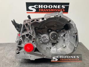 Nieuwe Versnellingsbak Renault Clio IV (5R) Prijs € 825,83 Inclusief btw aangeboden door Schoones Transmissies B.V.