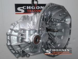 Gereviseerde Versnellingsbak Renault Trafic New (FL) 2.0 dCi 16V 115 Prijs € 1.334,03 Inclusief btw aangeboden door Schoones Transmissies B.V.