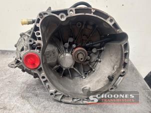 Gebruikte Versnellingsbak Renault Clio III (BR/CR) 2.0 16V RS, Gordini RS, RS Cup Prijs € 952,88 Inclusief btw aangeboden door Schoones Transmissies B.V.