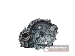 Gereviseerde Versnellingsbak Volkswagen Golf VI (5K1) 1.4 TSI 122 16V Prijs € 1.206,98 Inclusief btw aangeboden door Schoones Transmissies B.V.