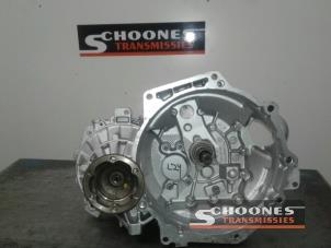 Gereviseerde Versnellingsbak Volkswagen Caddy III (2KA,2KH,2CA,2CH) Prijs € 952,88 Inclusief btw aangeboden door Schoones Transmissies B.V.