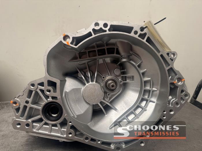 Gereviseerde Versnellingsbak Opel Corsa E 1.2 16V Prijs € 1.143,45 Inclusief btw aangeboden door Schoones Transmissies B.V.