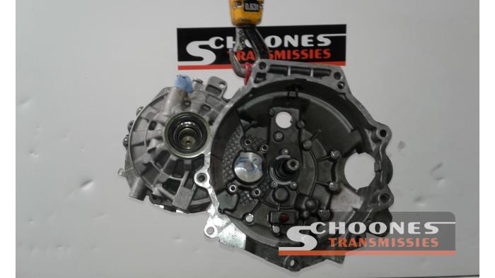 Versnellingsbak van een Volkswagen Polo IV (9N1/2/3) 1.4 TDI 75 2002