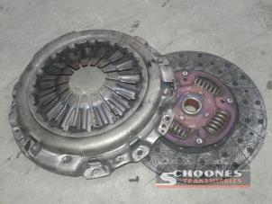 Gebruikte Koppelingsset (compleet) Nissan Navara Prijs € 105,00 Margeregeling aangeboden door Schoones Transmissies B.V.