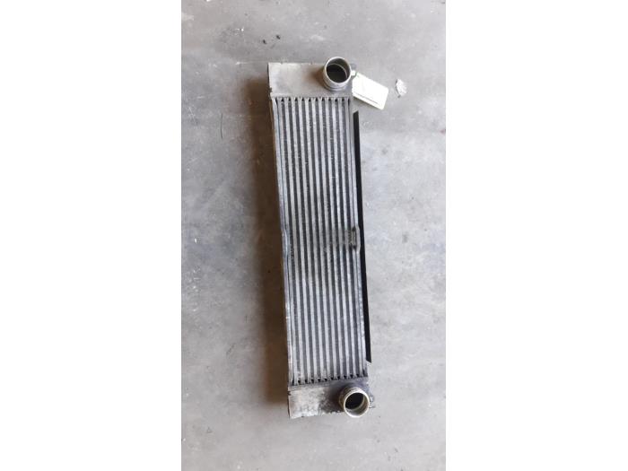Gebruikte Intercooler Mercedes Viano (639) 3.0 CDI V6 24V Prijs € 61,71 Inclusief btw aangeboden door Tijdeman Mercedes Onderdelen